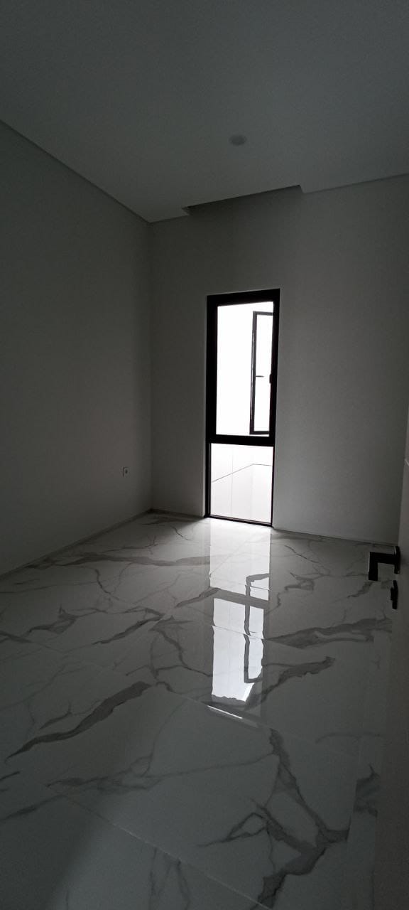 Jual Rumah Baru Mewah Murah 2 Lantai Mulyosari Prima Lokasi Strategis Surabaya Timur - Thumbnail 2