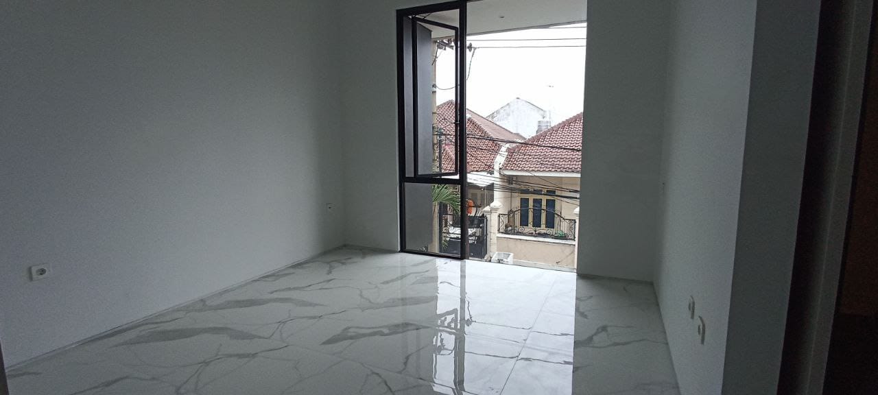 Jual Rumah Baru Mewah Murah 2 Lantai Mulyosari Prima Lokasi Strategis Surabaya Timur - Thumbnail 3