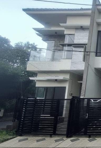 Jual Rumah Baru Mewah Baru Mulyosari Prima Utara Strategis Surabaya Timur - Thumbnail 2