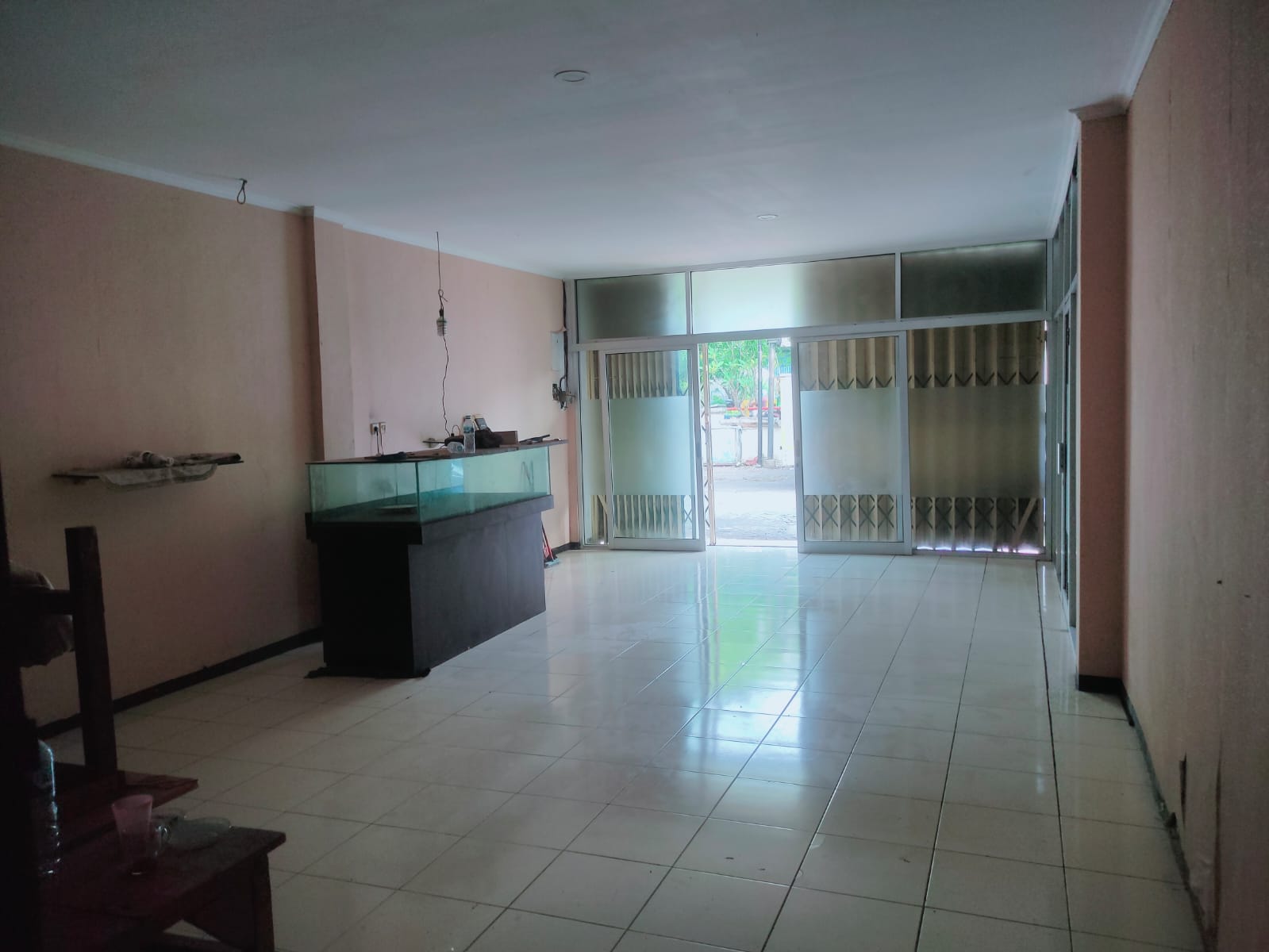 Disewakan Ruko Strategis Fira 51 di Raya Kenjeran Surabaya Utara – 3,5 Lantai Dekat Pusat Bisnis - Thumbnail 2