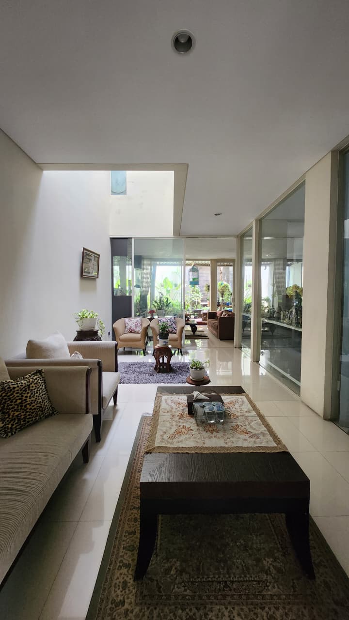Dijual Rumah di Bukit Telaga Golf Citraland Utama Surabaya Barat - Image 1