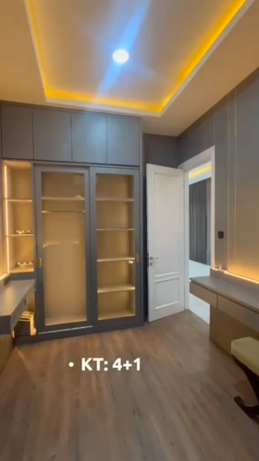 Dijual Rumah 2 Lantai Semi Furnish Murah Strategis di Taman Puspa Raya Citraland Surabaya Barat - Thumbnail 6