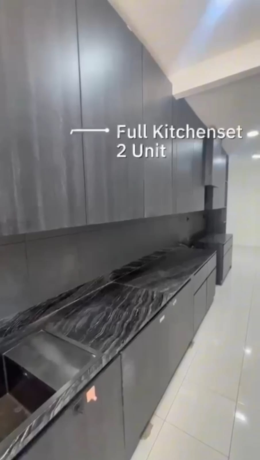 Dijual Rumah 2 Lantai Semi Furnish Murah Strategis di Taman Puspa Raya Citraland Surabaya Barat - Thumbnail 7