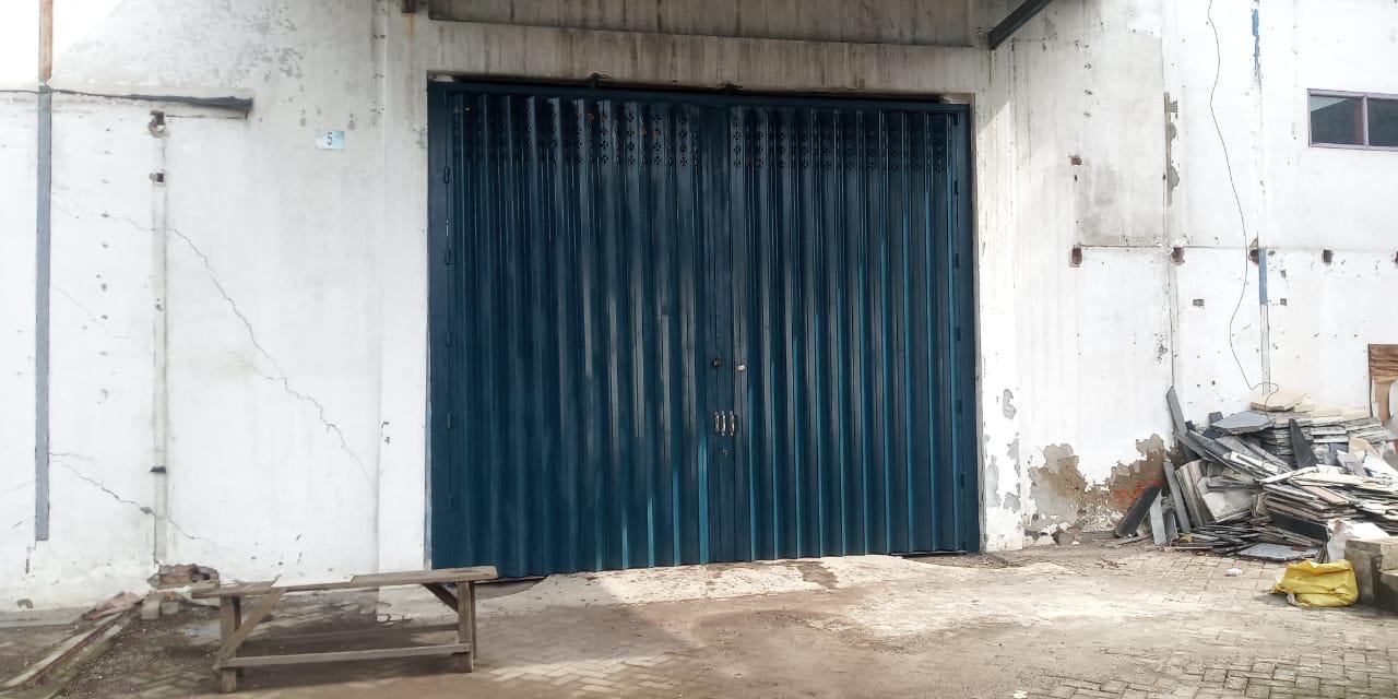 Dijual Gudang Luas dan Strategis di Kawasan Margomulyo Surabaya Barat - Image 1