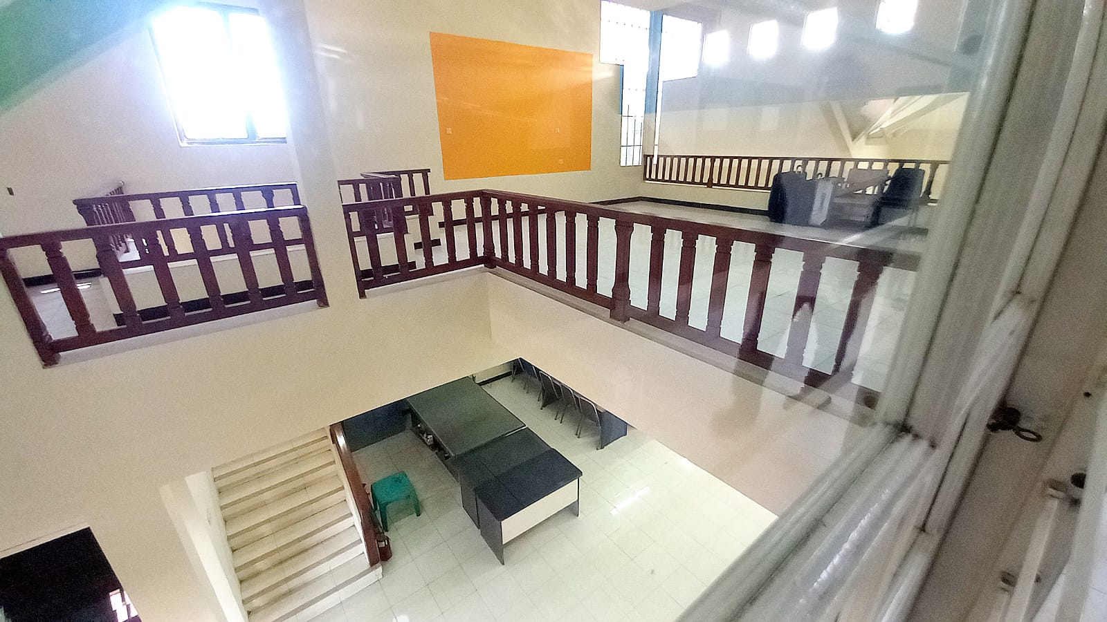 Jual Rumah Kantor 3 Lantai Murah Siap Pakai Strategis Ngagel Jaya Selatan Surabaya - Thumbnail 3
