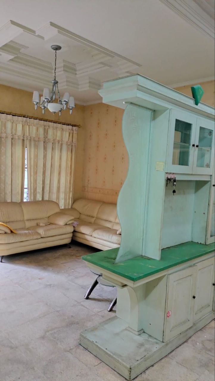 Dijual Rumah Strategis Dharmahusada Indah Barat Surabaya Timur - Image 1