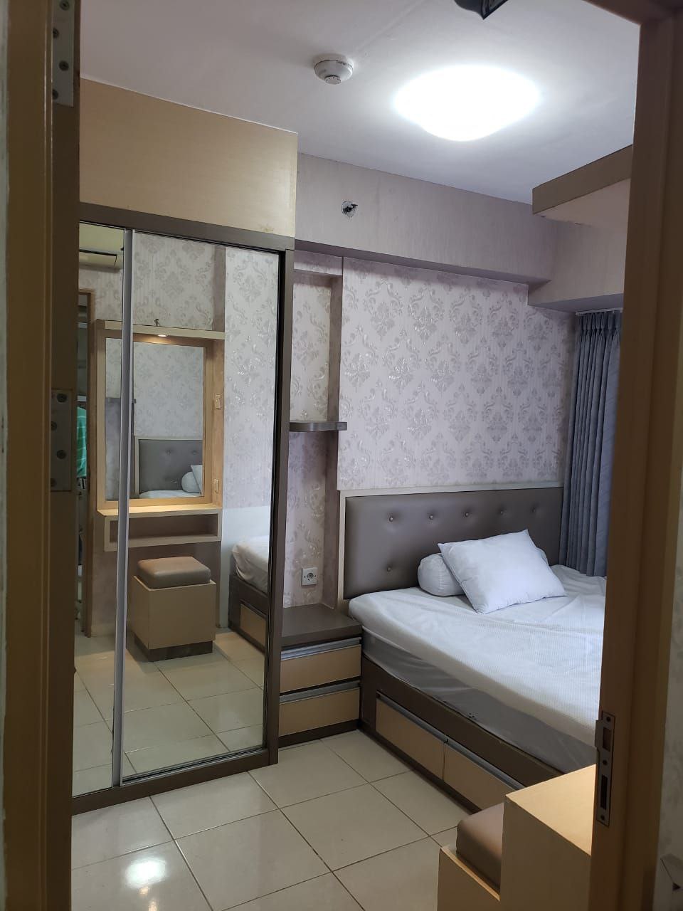 Dijual/Disewakan Unit Apartement Full Furnished di Educity Surabaya Timur - Image 1