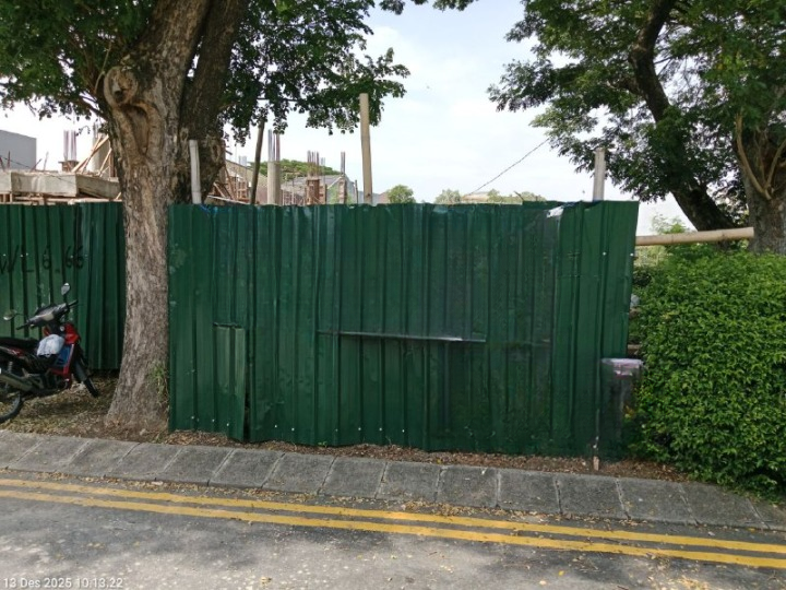 Dijual Cepat Kavling Raya Woodland Citraland Surabaya Barat Komesial Area - Image 1