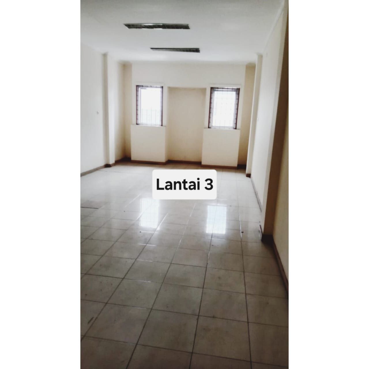 Dijual/Disewakan Ruko 3,5 Lantai Komersial Strategis di Mayjend Sungkono Surabaya Barat - Thumbnail 5