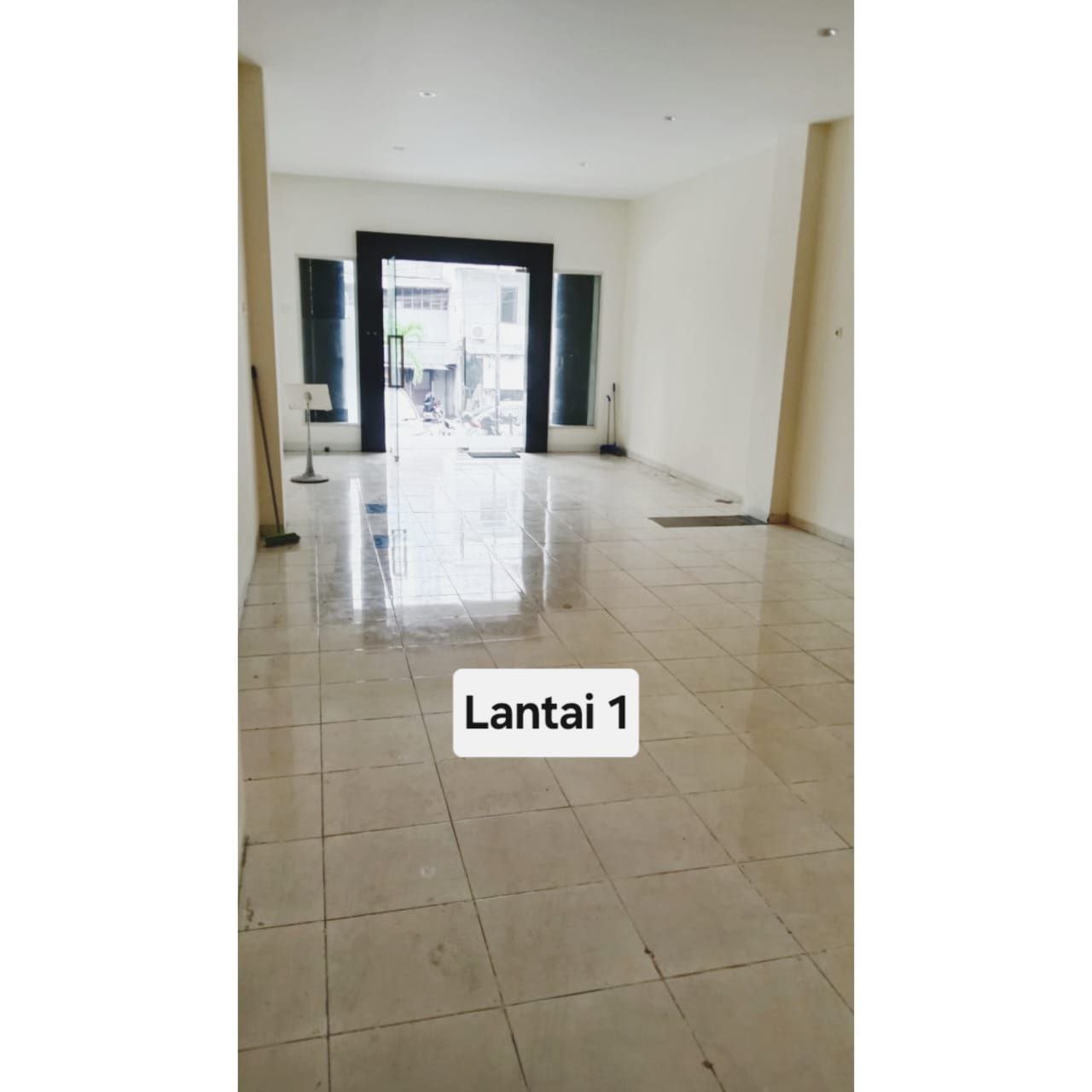 Dijual/Disewakan Ruko 3,5 Lantai Komersial Strategis di Mayjend Sungkono Surabaya Barat - Thumbnail 8