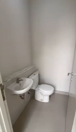 Dijual Rumah Mewah 3 Lantai di Wisata Bukit Mas Surabaya Barat - Thumbnail 3