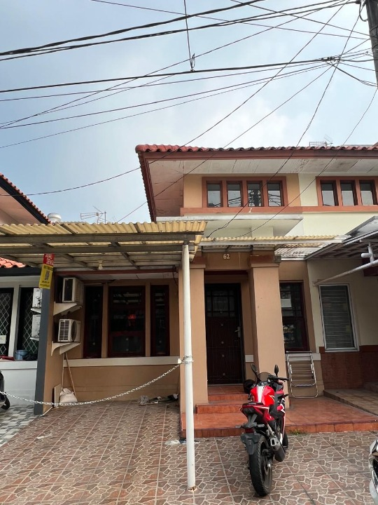 Dijual Rumah Siap Huni Lippo Karawaci Tangerang - Thumbnail 2