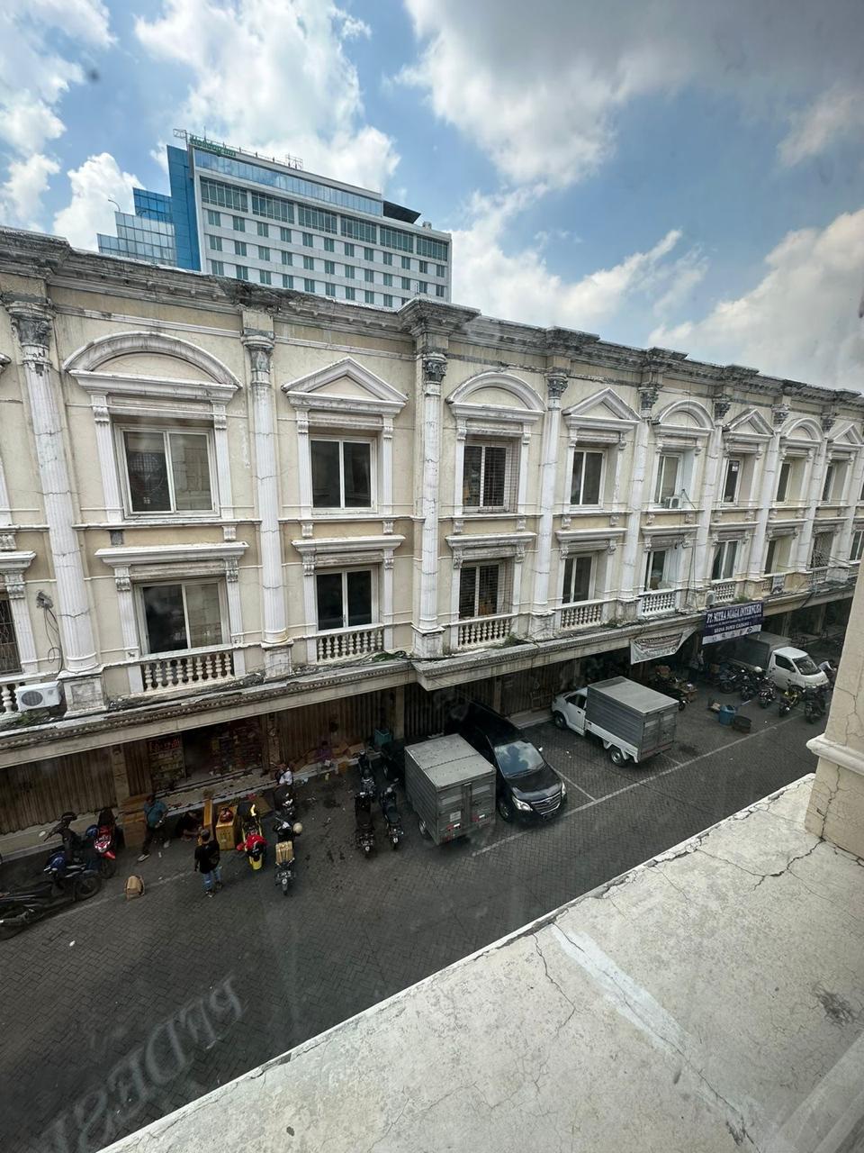 Dijual Ruko Strategis Siap Pakai Kedungdoro Surabaya Pusat - Image 1