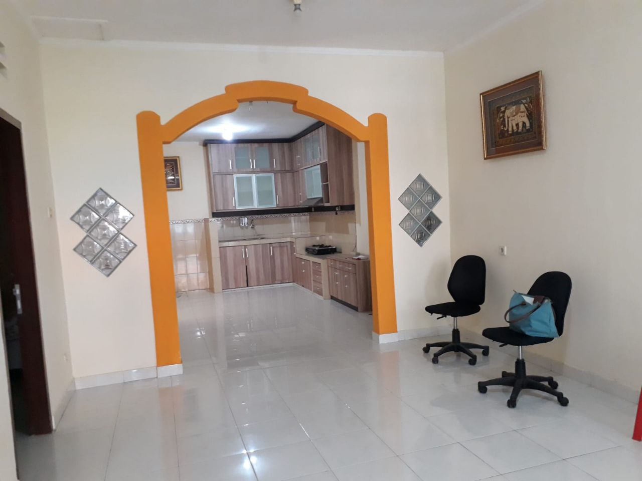 Dijual Rumah Strategis Siap Huni Bukit Palma Citraland Surabaya Barat - Image 1