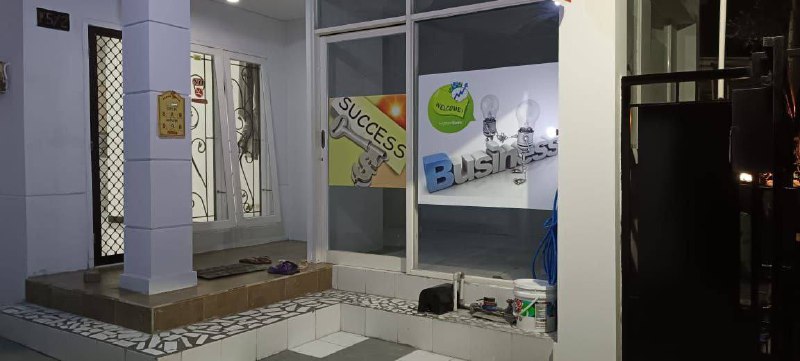 Dijual Rumah 1,5 Lantai Siap Huni di Bukit Palma Citraland Utara Surabaya Barat - Thumbnail 2