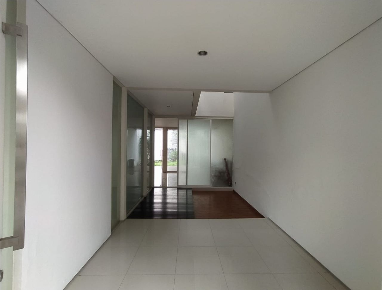 Jual Rumah Mewah Fasilitas Lengkap Royal Park Citraland Surabaya Barat - Thumbnail 4