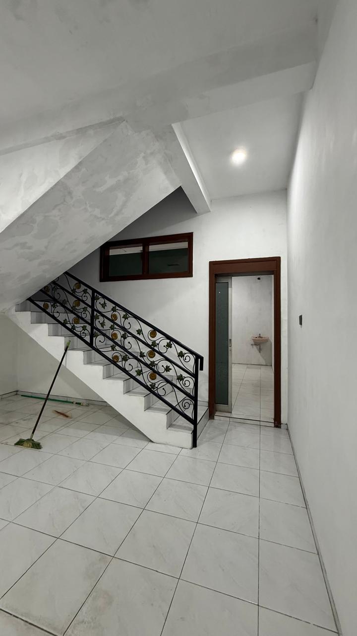 Jual Ruko 2 Lantai Permata Jingga Lokasi Komersial Strategis Malang - Thumbnail 3