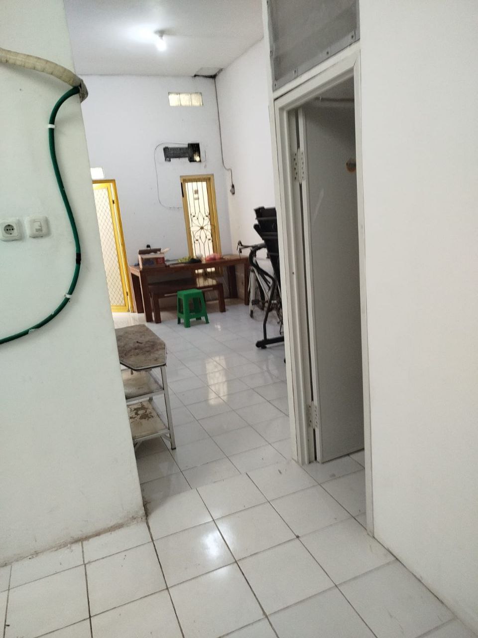 Dijual/Disewakan Rumah Siap Huni Bukit Palma Citraland Surabaya Barat - Image 1