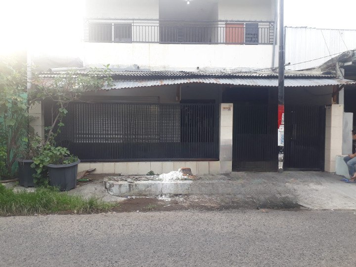 Jual Rumah 2 Lantai Manukan Lokasi Strategis Surabaya Barat - Image 1