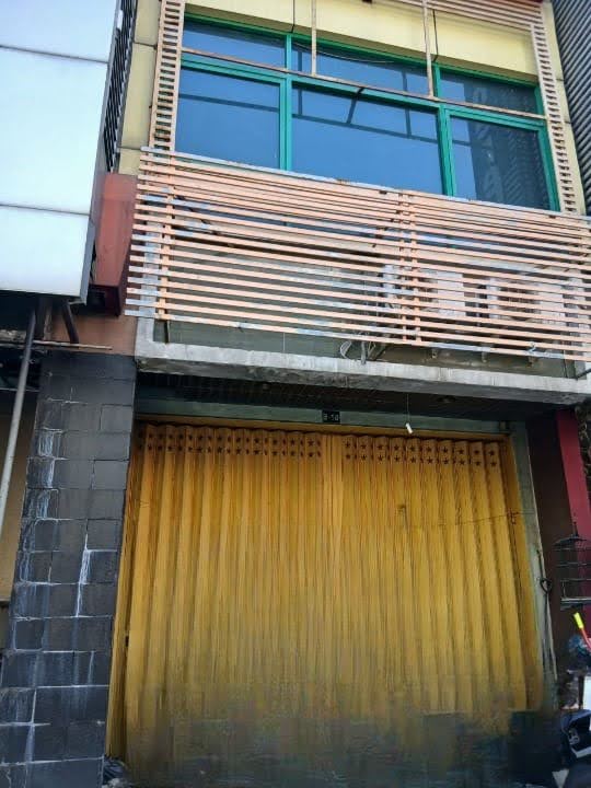 Dijual Murah Ruko Lokasi Strategis di Golden Palace, Surabaya Barat - Image 1