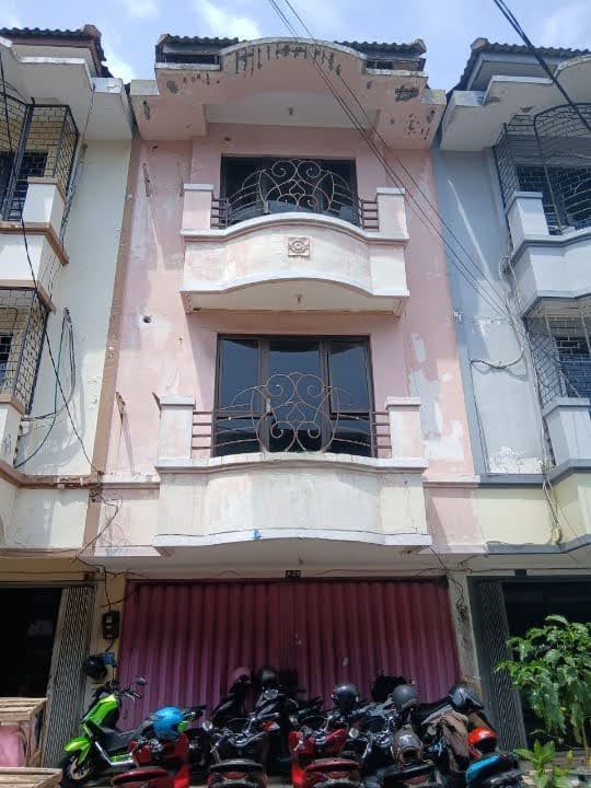 Dijual Murah Ruko Lokasi Strategis di Komplek Ruko Centre Point, Kenjeran, Surabaya Timur - Image 1