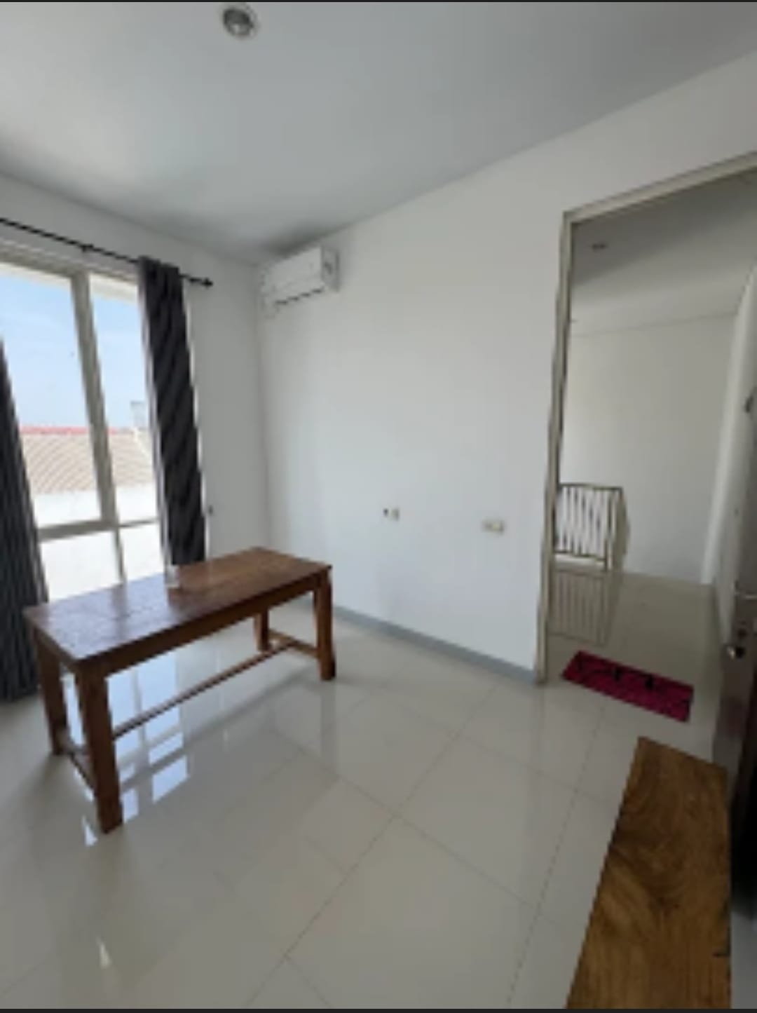 Jual Rumah Murah 2 Lantai Semi Furnish Tenggilis Mejoyo Selatan Surabaya Selatan - Thumbnail 3