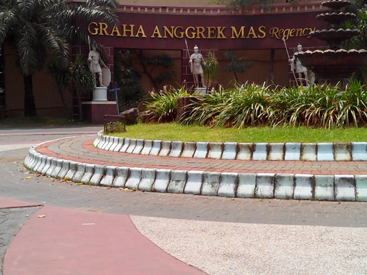 Jual / Sewa Rumah 2 Lantai Graha Anggrek Mas Sidoarjo Jawa Timur - Thumbnail 2
