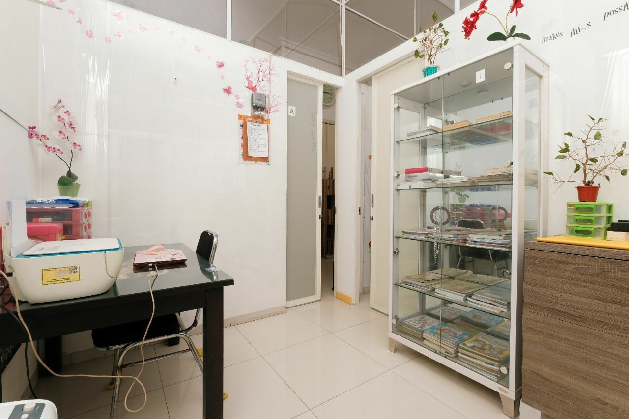 Jual / Sewa Rumah & Kantor Wonorejo Permai Nirwana Eksekutif Surabaya - Thumbnail 4