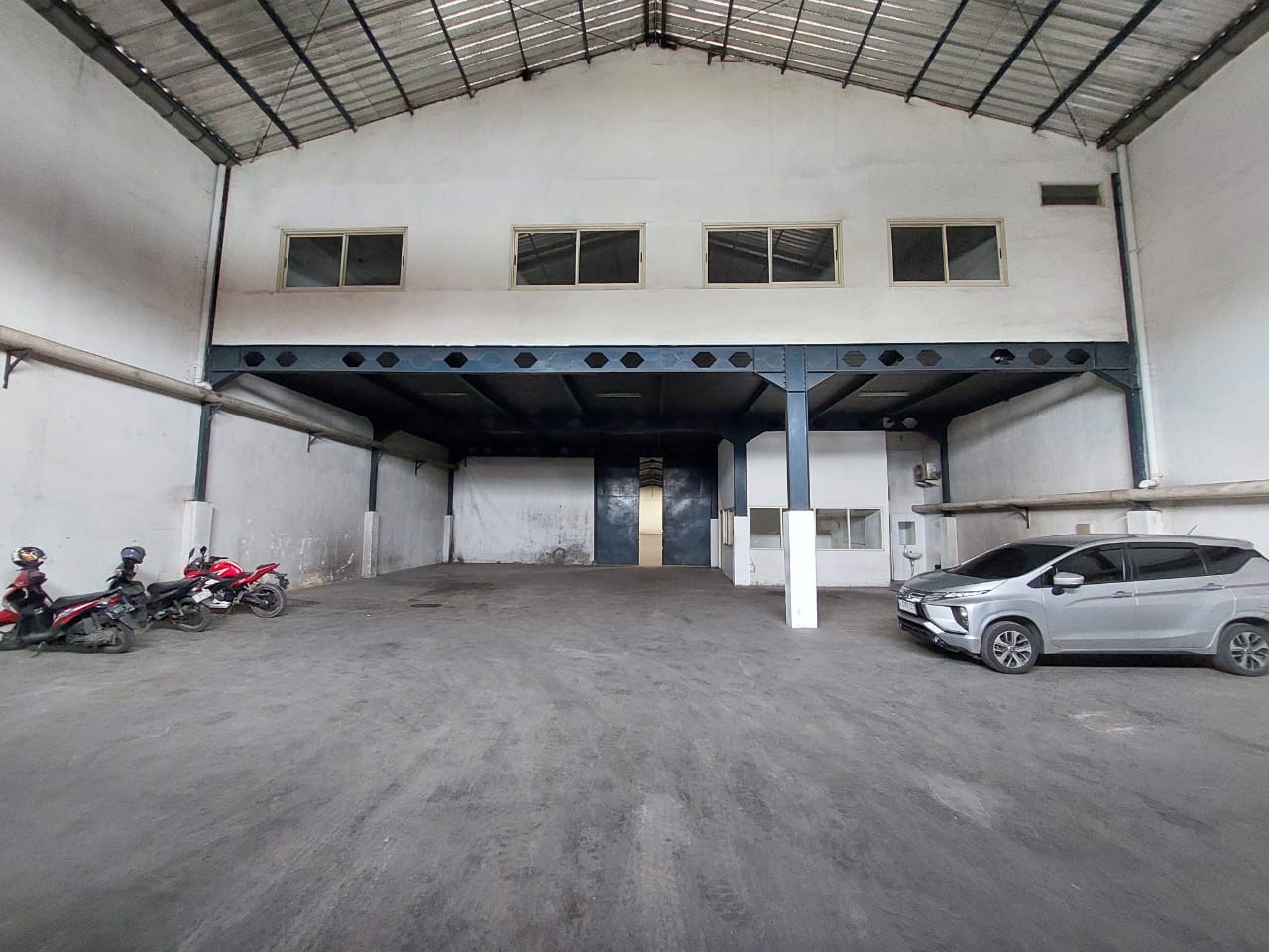 Dijual Gudang Siap Pakai 1.5 Lantai Margomulyo Permai Surabaya Barat - Thumbnail 3