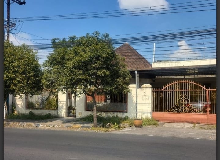 Dijual Rumah Kos Strategis Lokasi Mayjen Panjaitan Malang - Image 1