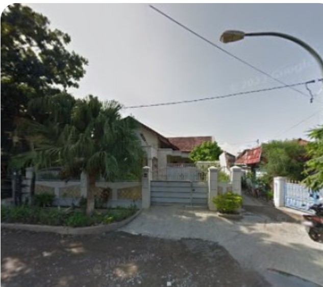 Dijual Rumah Lokasi Strategis di Jl. Kacapiring Surabaya Pusat - Image 1