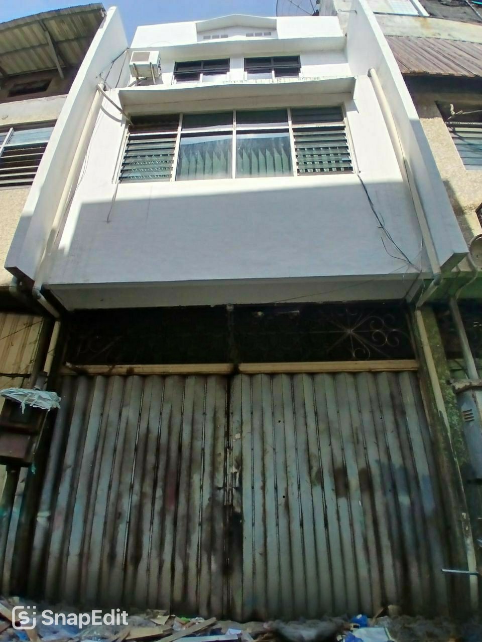 Dijual/Disewakan Ruko Strategis Pasar Besar Wetan Surabaya Pusat - Image 1