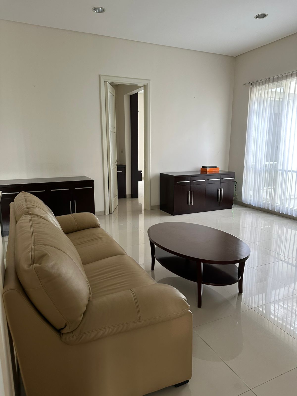 Disewakan Rumah Bukit Telaga Golf Citraland Surabaya Barat - Thumbnail 6