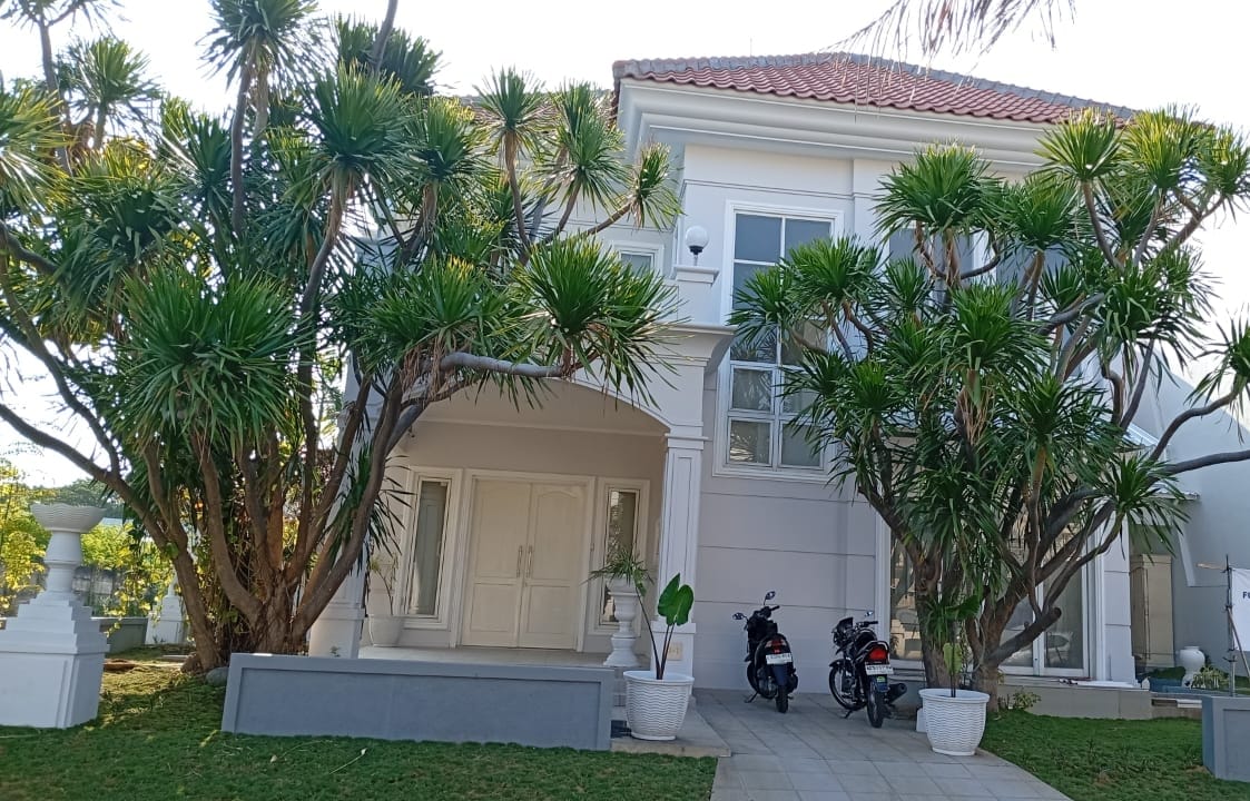 Disewakan Rumah Siap Huni Lokasi Strategis Surabaya Timur - Image 1