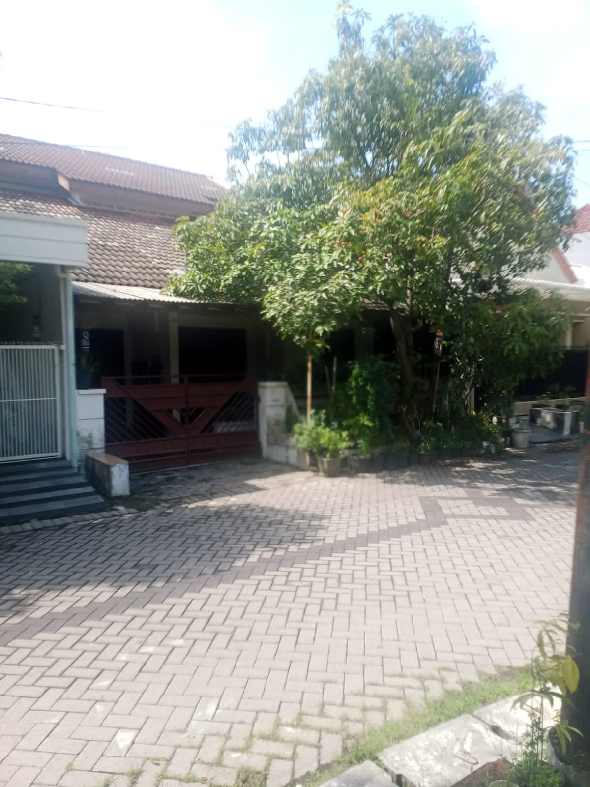 Dijual Rumah Strategis Lokasi Pandugo Baru Surabaya Timur - Image 1