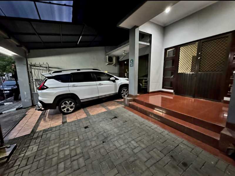 Dijual Rumah Lokasi Strategis di Gayungsari Surabaya Selatan - Image 1