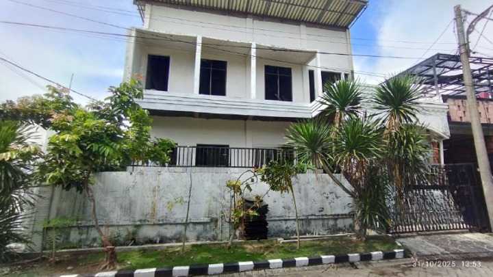Dijual Rumah Luas Nyaman di Wilayah Surabaya Timur - Thumbnail 6