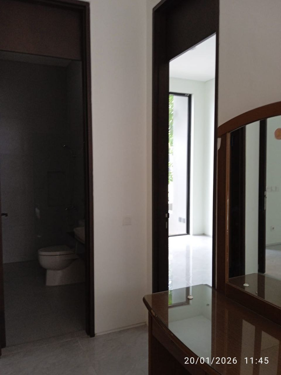 Disewakan Rumah Eksklusif di Kawasan Premium District 9 Thomson Citraland Surabaya Barat - Thumbnail 5