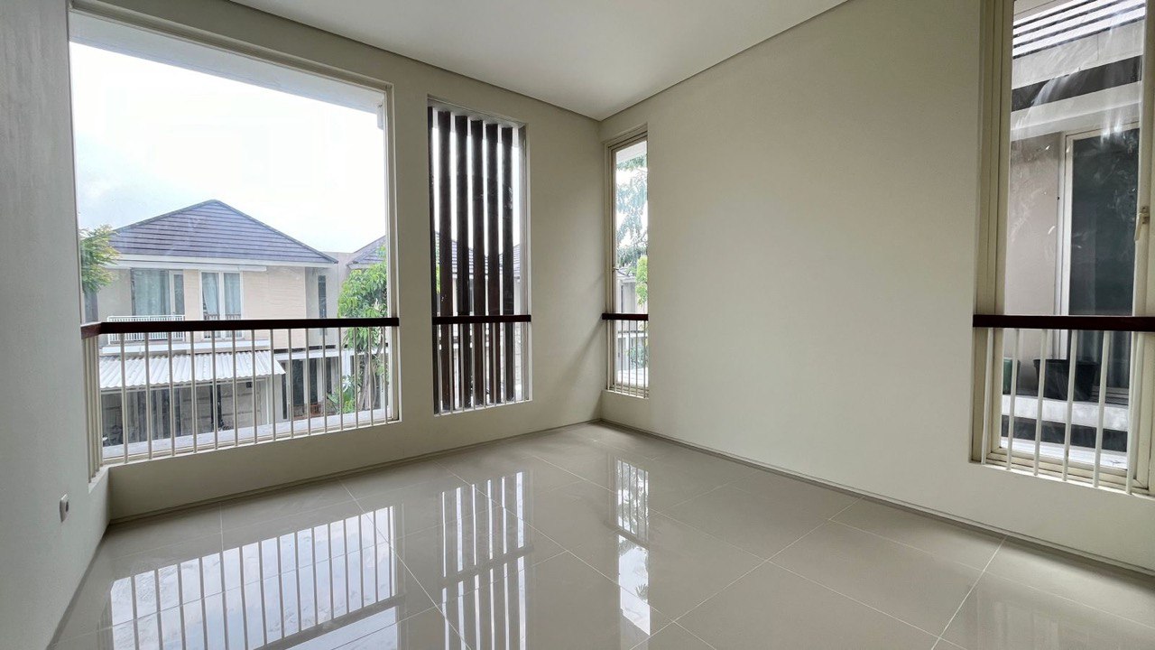 Dijual Rumah di Citraland Greenlake Wiyung Surabaya Barat - Thumbnail 3