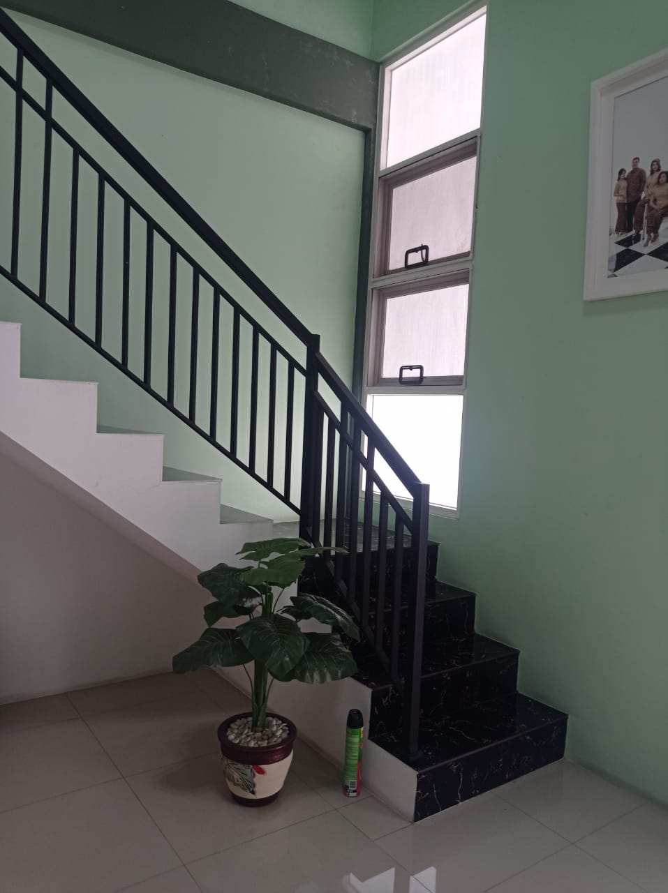 Dijual/Disewakan Rumah Siap Huni Lokasi Pondok Chandra Indah Sidoarjo - Thumbnail 2