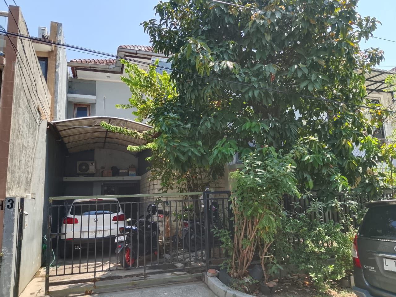 Dijual Rumah 2 Lantai Siap Huni di Rayan Regency Surabaya Barat - Image 1
