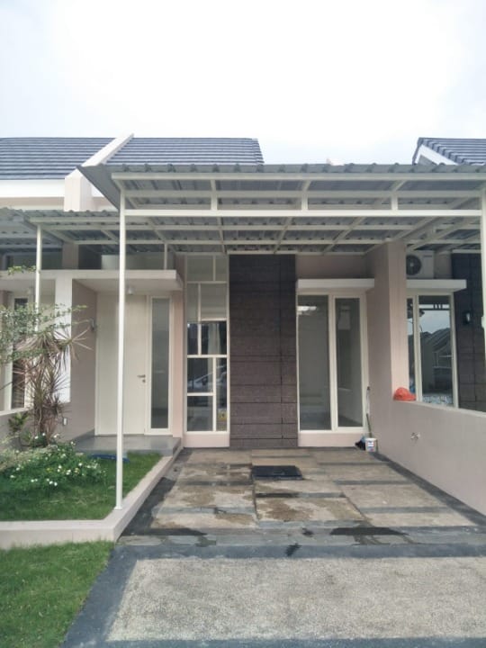 Dijual / disewakan Rumah Siap Pakai di Puri Safira Regency Menganti Wilayah Gresik - Image 1