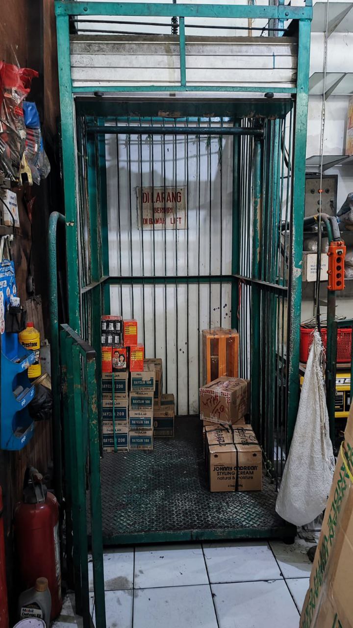 Dijual Ruko Strategis 4 Lantai di Kembang Jepun Surabaya Utara - Thumbnail 5