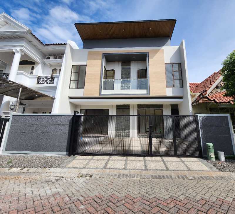 Dijual Cepat Rumah Baru Minimalis Citraland Utama Dekat Gwalk Pakuwon Indah - Image 1