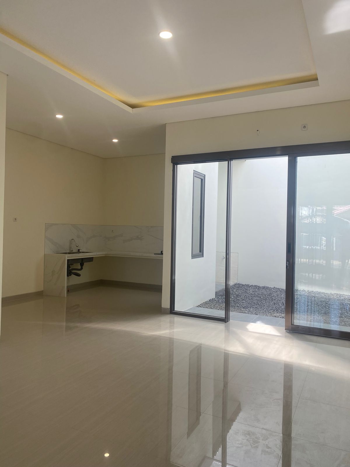 Dijual Rumah Baru Minimalis Baruk Tengah 10 Menit dari Galaxy Mall Surabaya Timur - Thumbnail 3