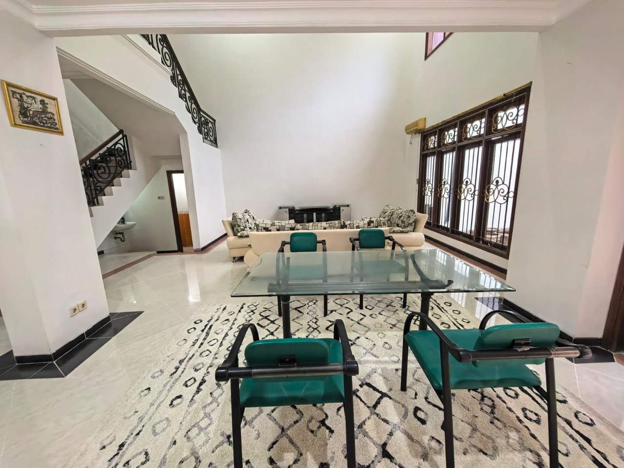 Dijual Rumah Renovasi Seperti Baru Elit di Villa Bukit Mas Surabaya Barat - Thumbnail 2