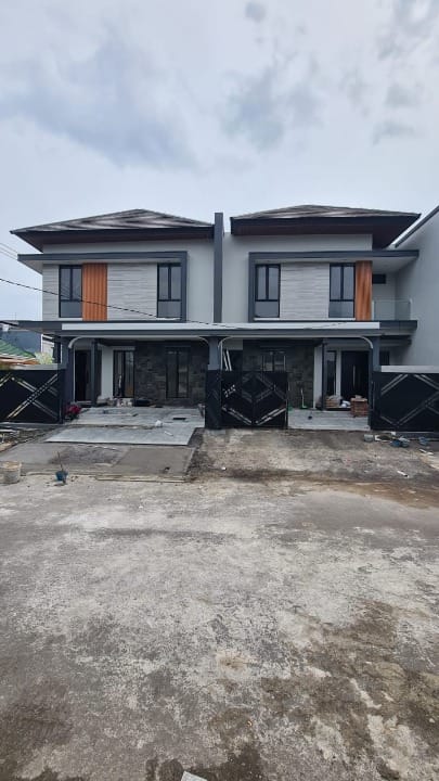 Dijual Rumah Mewah Baru Lokasi Strategis di Sutorejo Prima Wilayah Surabaya Timur - Image 1