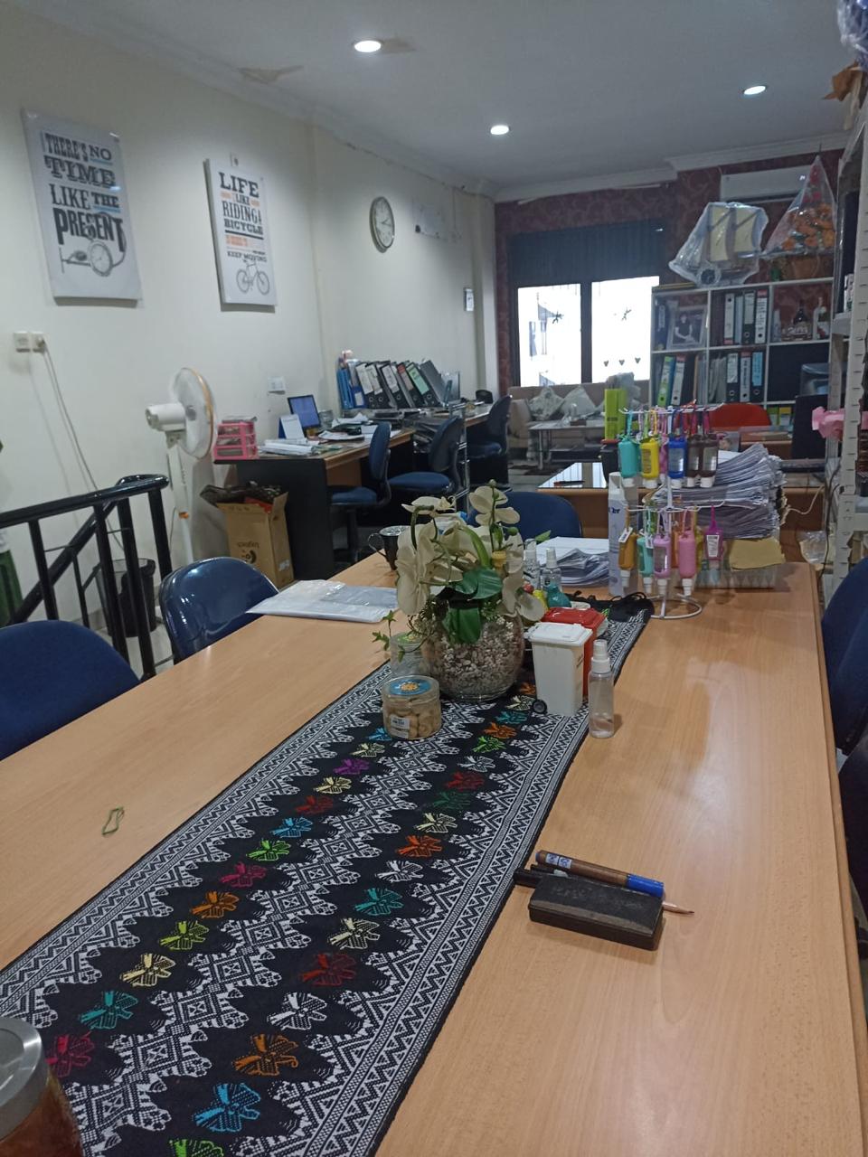 Dijual Ruko Cocok Untuk Kantor di Milenia Klampis Jaya Surabaya Timur - Thumbnail 3