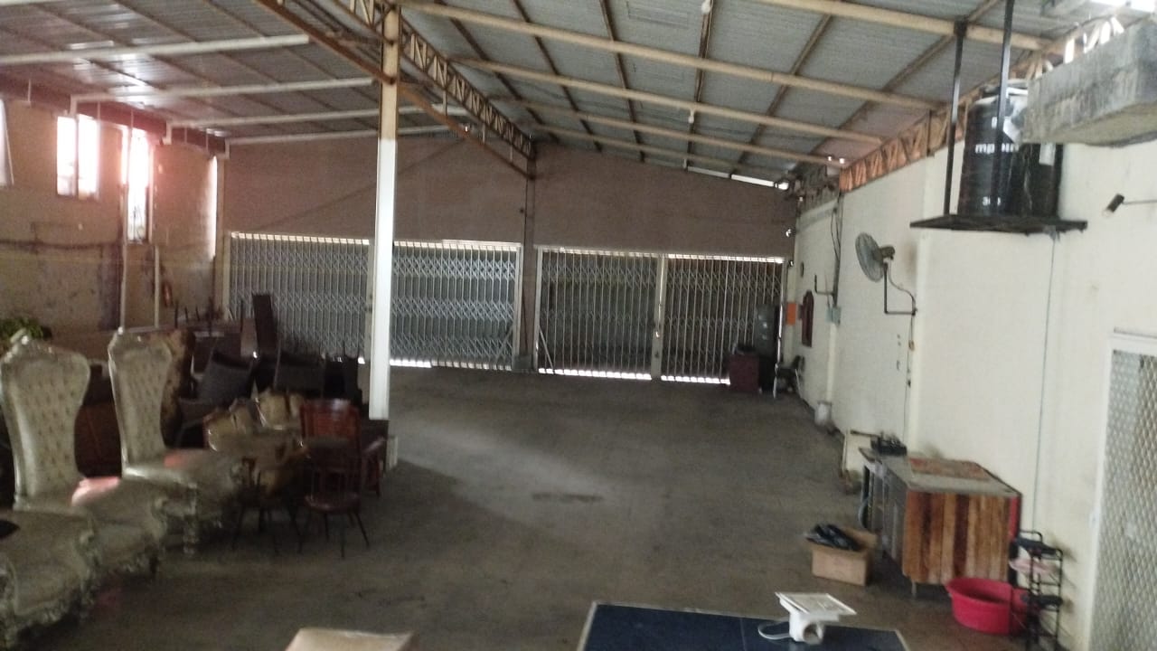 Disewakan Ruko Strategis di Tengah Kota Surabaya Tengah - Image 1