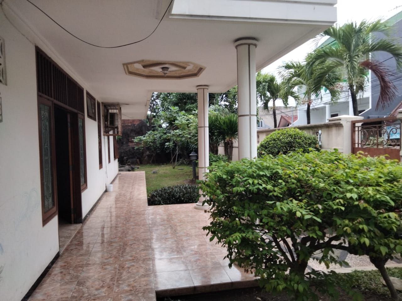 Dijual Rumah Strategis di Gayungsari Surabaya Selatan - Thumbnail 2